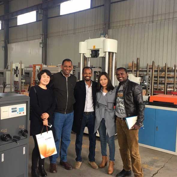 填注式套筒補償器